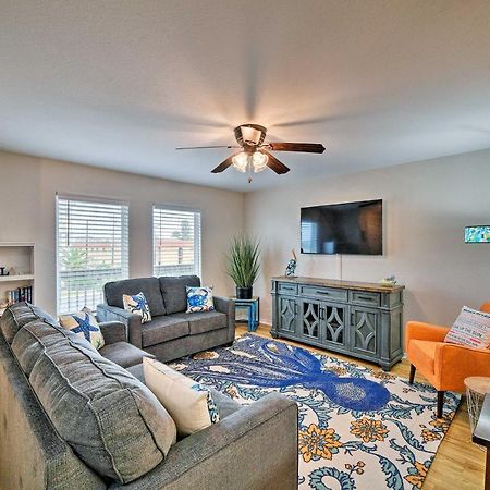 Corpus Christi Condo With Pool Access, Walk To Beach Eksteriør billede