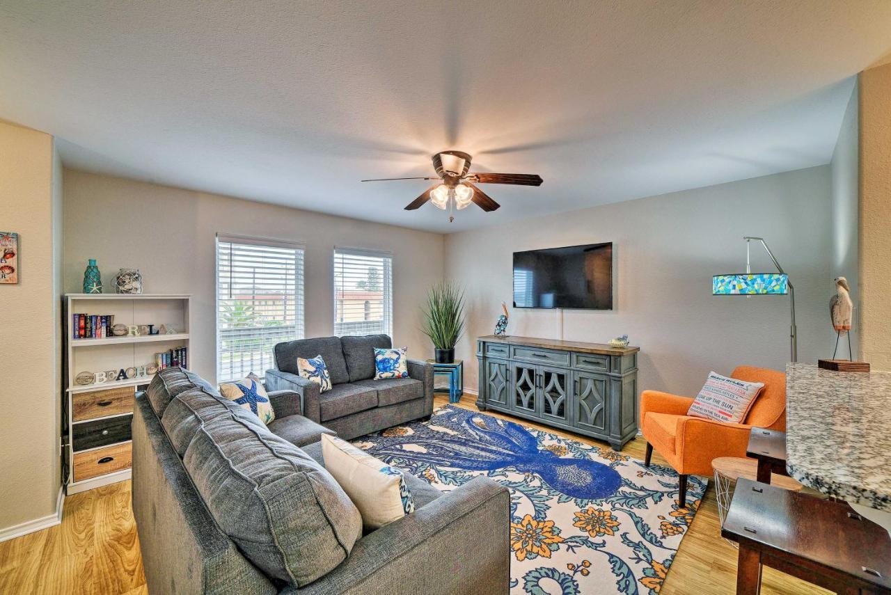 Corpus Christi Condo With Pool Access, Walk To Beach Eksteriør billede
