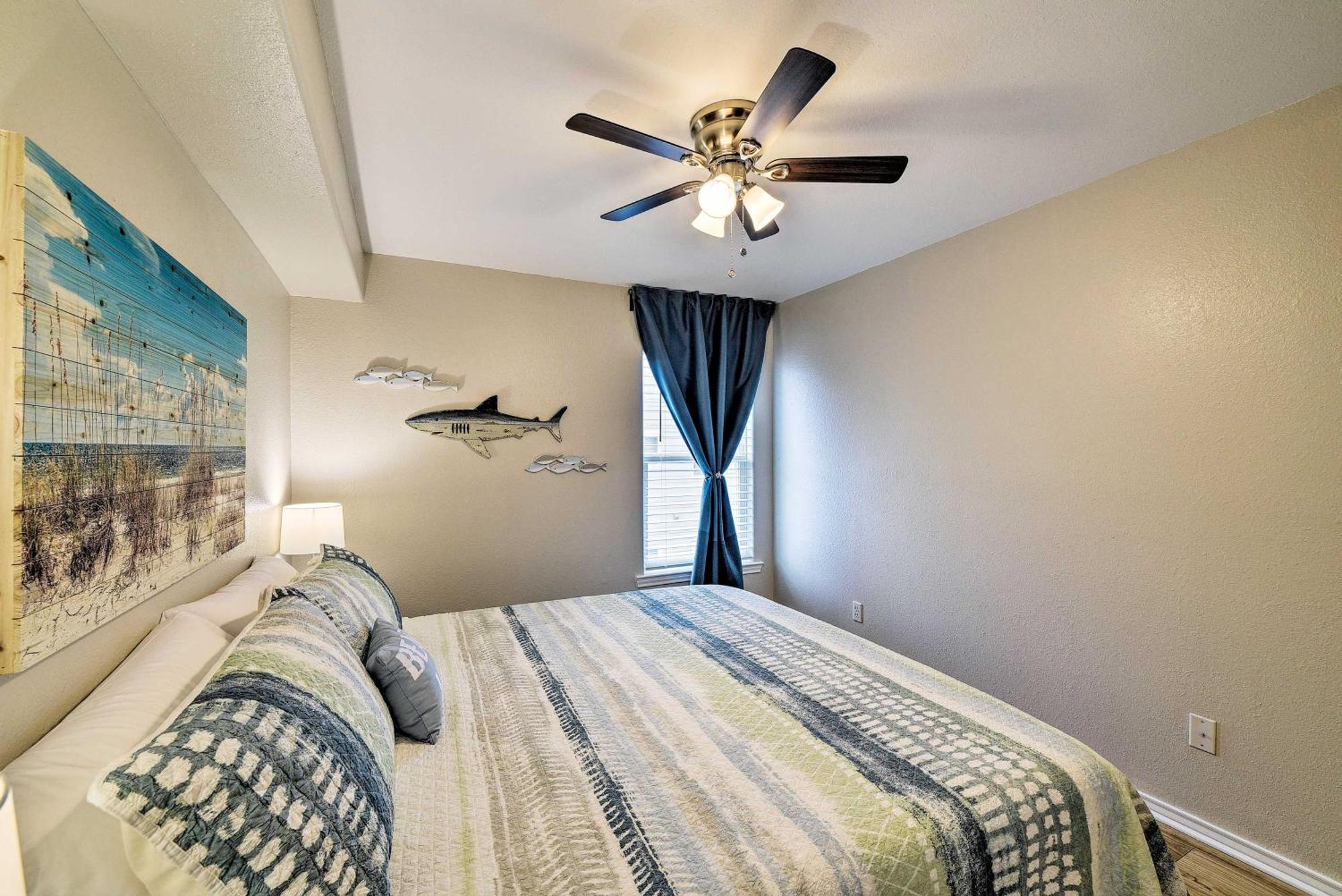 Corpus Christi Condo With Pool Access, Walk To Beach Eksteriør billede